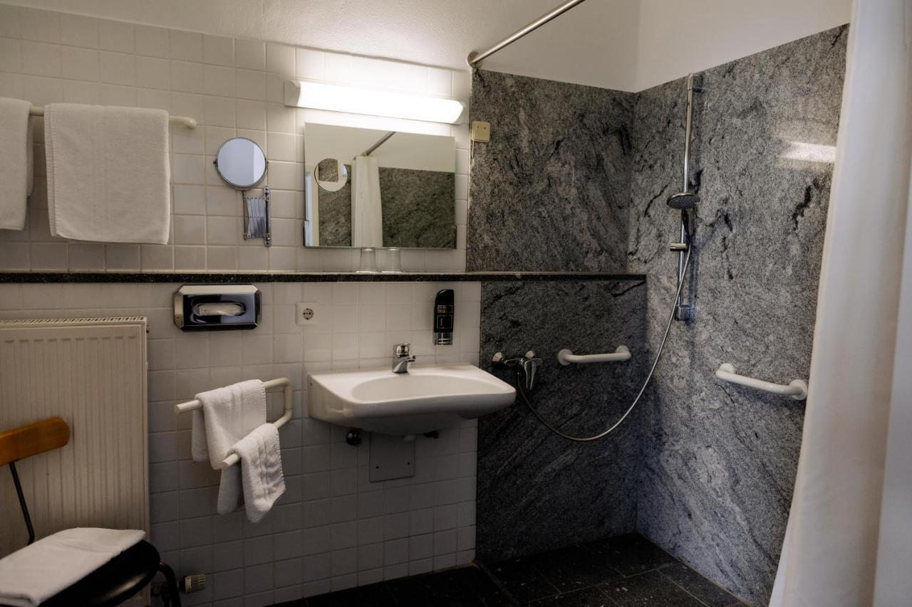 Hotel Am Fluss Neuburg an Der Donau Ngoại thất bức ảnh